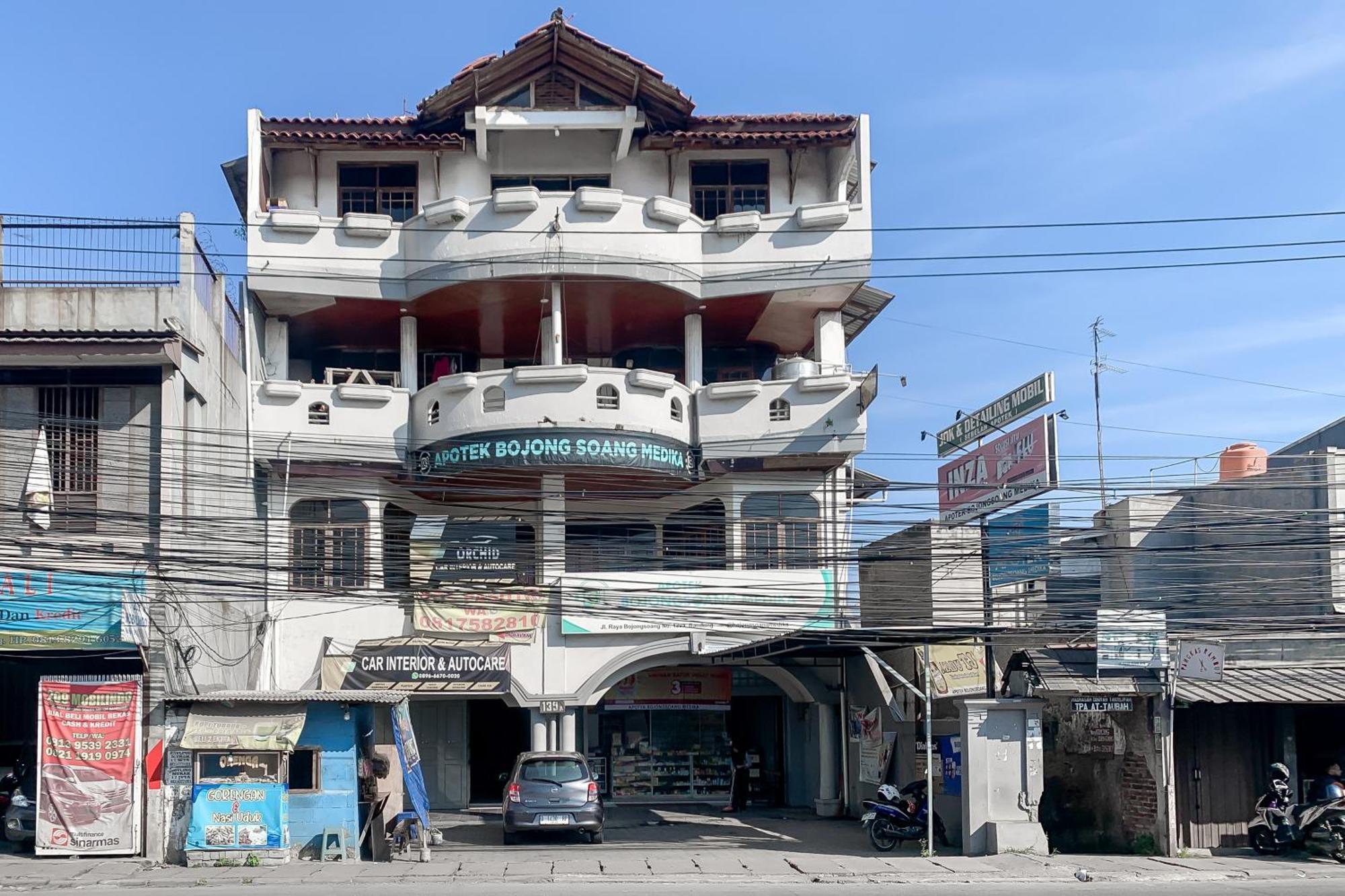 Hotel Bojongsoang Redpartner